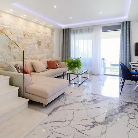 Villa Shanti *