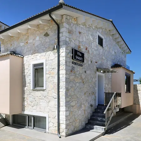 Villa Shanti *