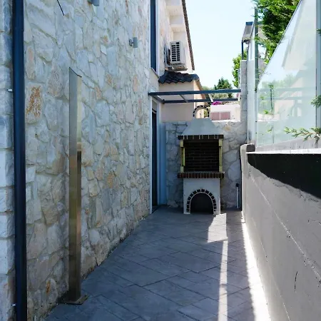 Villa Shanti