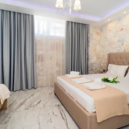 Shanti Villa